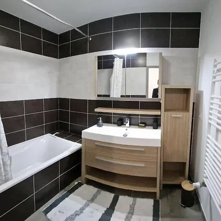 Logement 6 Personnes Au Coeur Du Village D'aime. Apartment La Plagne